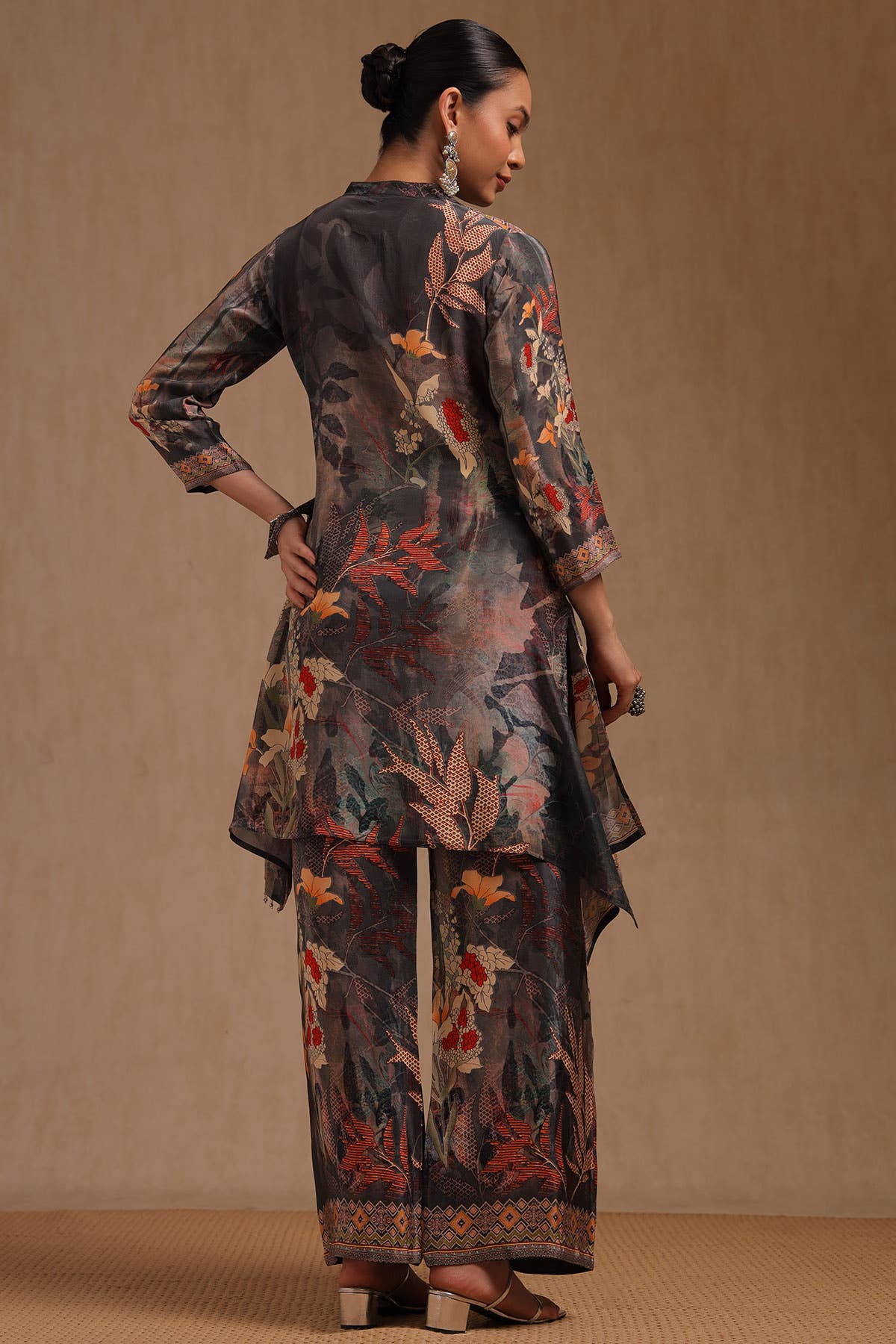 Mist Flora Crepe Ensemble