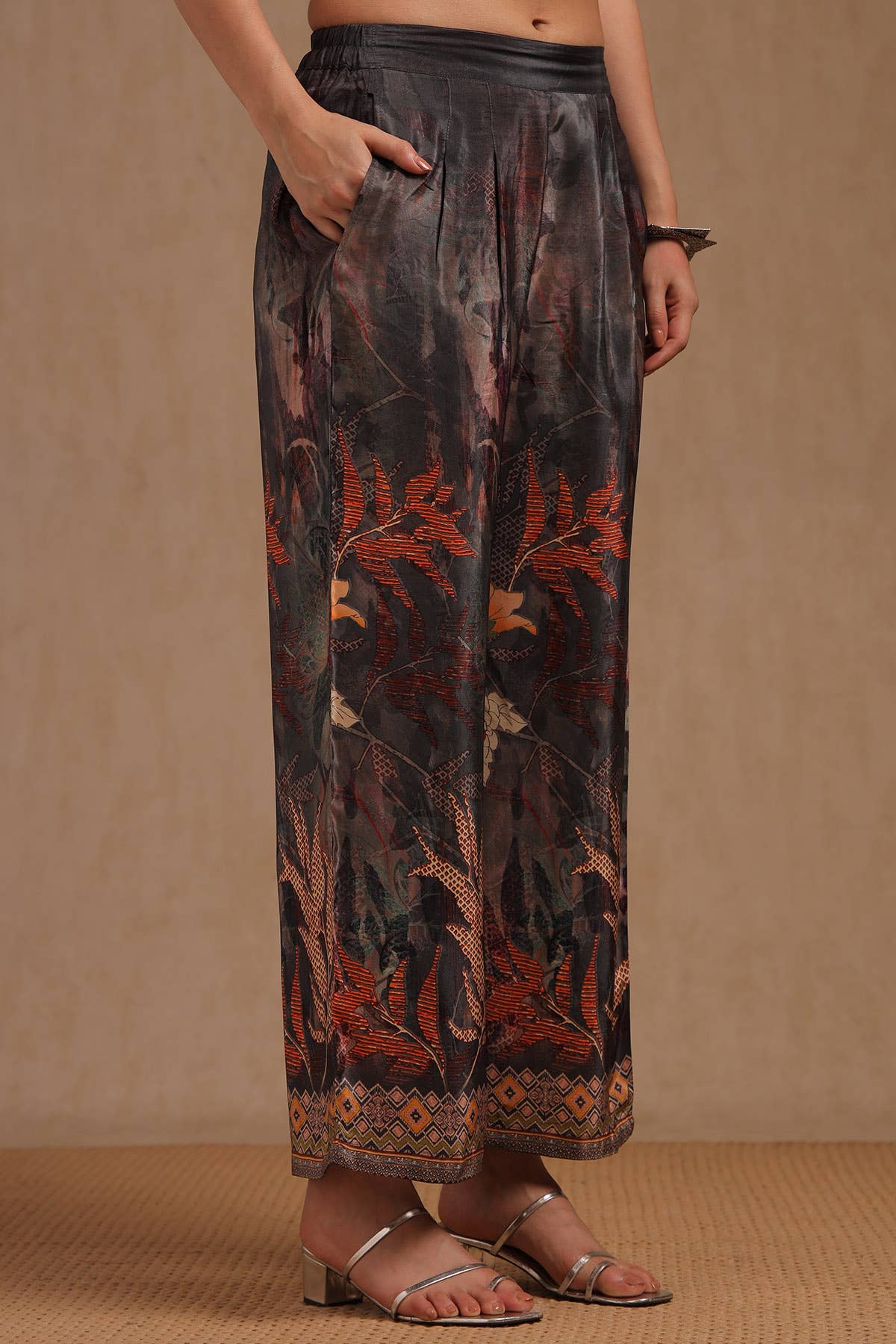 Mist Flora Crepe Ensemble