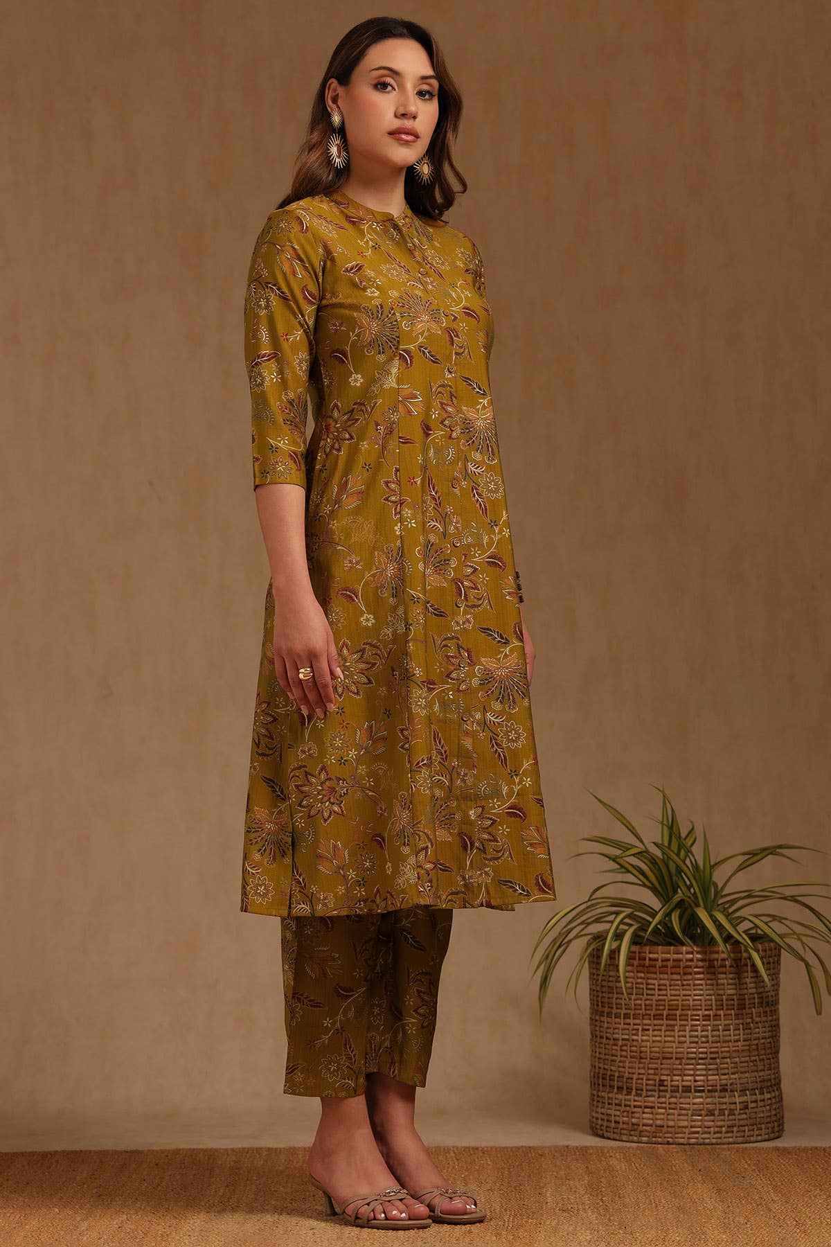 Golden Petals Ensemble